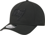 Tampa Bay Buccaneers 9FORTY M-CROWN Snapback Blackout