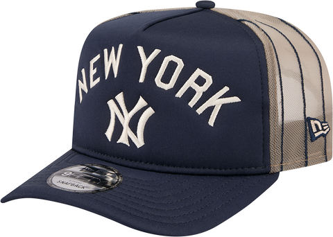 New York Yankees New Era 9FIFTY Arched Foam Trucker Pinstripe