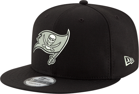Tampa Bay Buccaneers New Era 9Fifty Snapback Black And White
