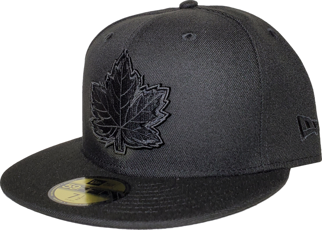 Canada Fitted Hat Mighty Maple Blackout